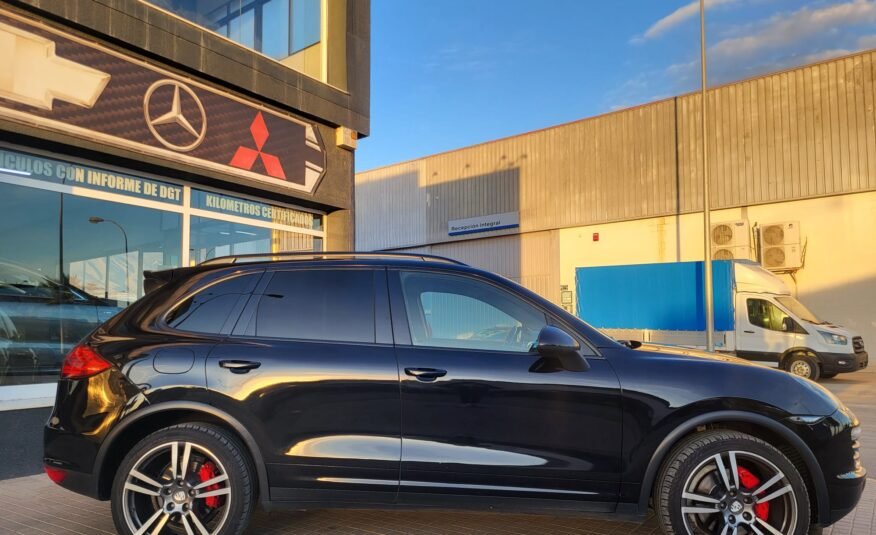 PORSCHE Cayenne 3.0