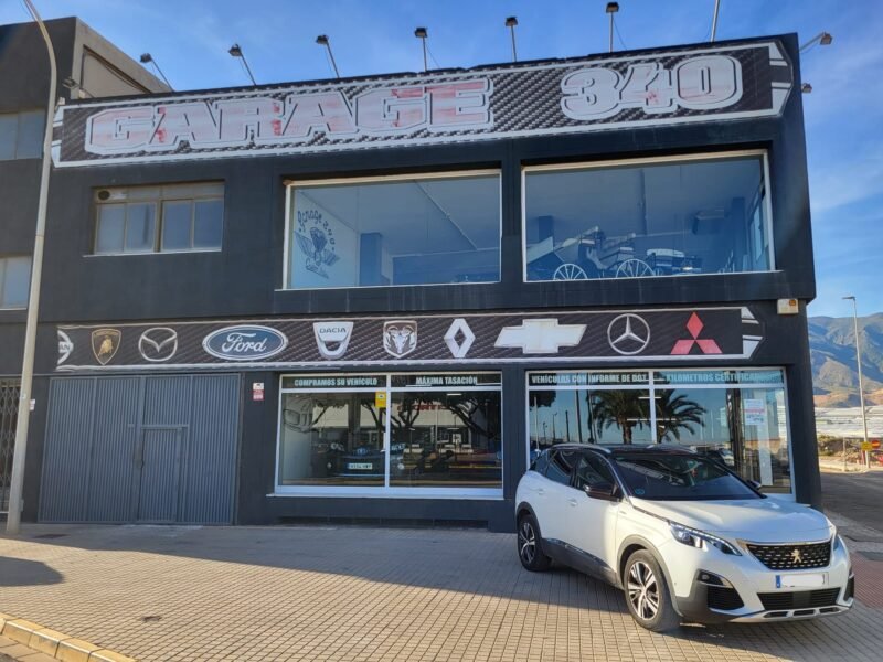 PEUGEOT 3008 2.0 HDI GT