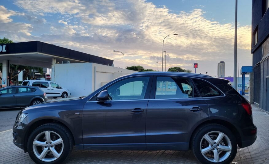 AUDI Q5 2.0 TDI