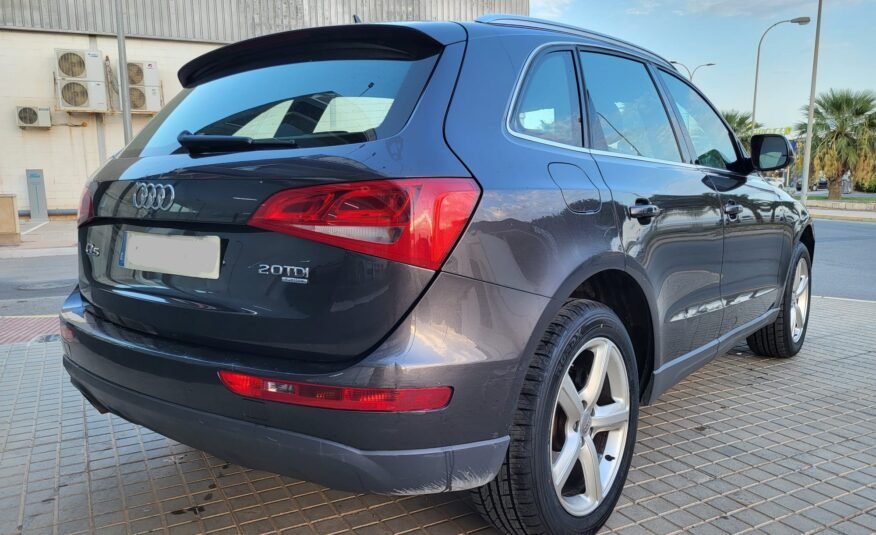 AUDI Q5 2.0 TDI