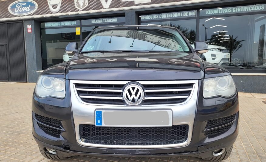 VOLKSWAGEN TOUAREG 3.0 TDI