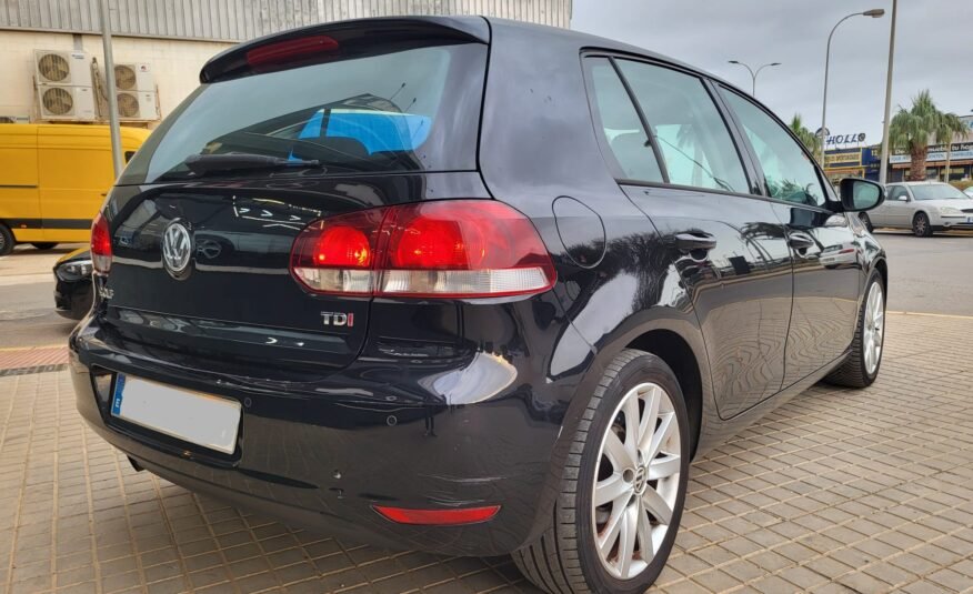 VOLKSWAGEN Golf 1.6 TDI