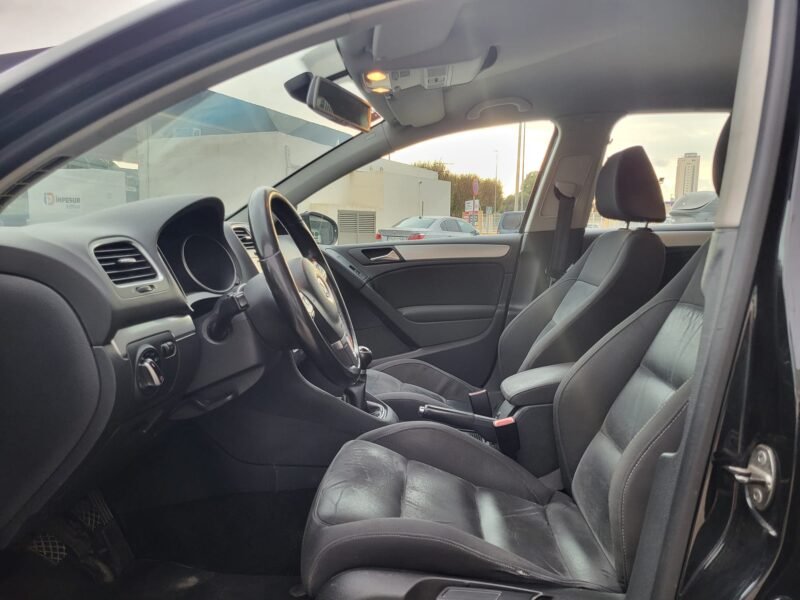 VOLKSWAGEN Golf 1.6 TDI