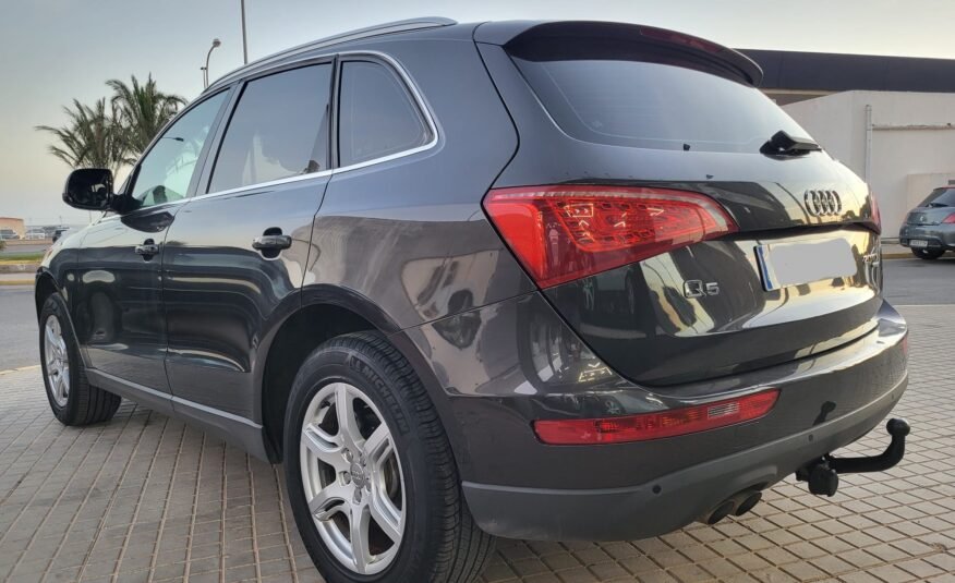 AUDI Q5 2.0TDI