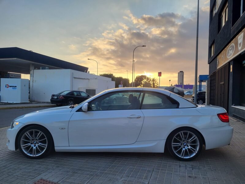 BMW 320d E93