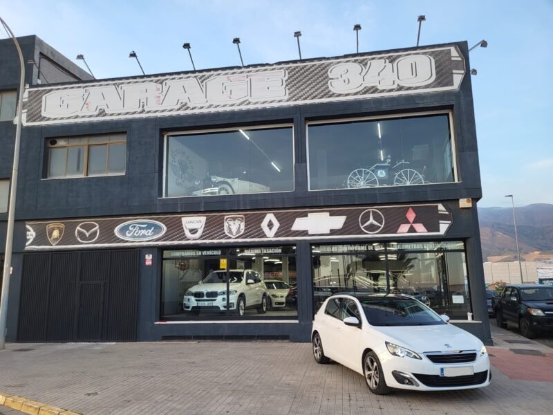 PEUGEOT 308 1.6 BlueHDI