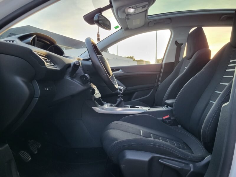 PEUGEOT 308 1.6 BlueHDI