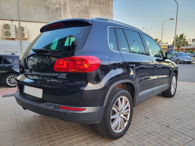 VOLKSWAGEN Tiguan 2.0 TDI