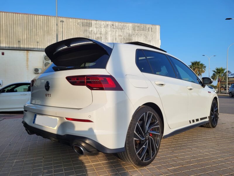 VOLKSWAGEN Golf GTI CLUBSPORT
