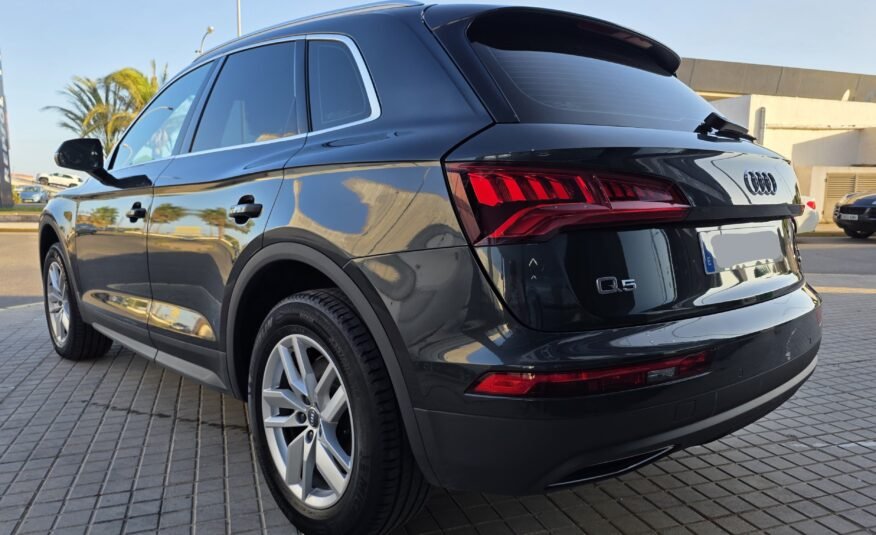 AUDI Q5 2.0 TDI