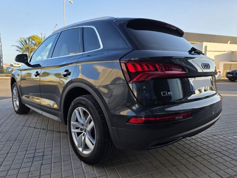 AUDI Q5 2.0 TDI