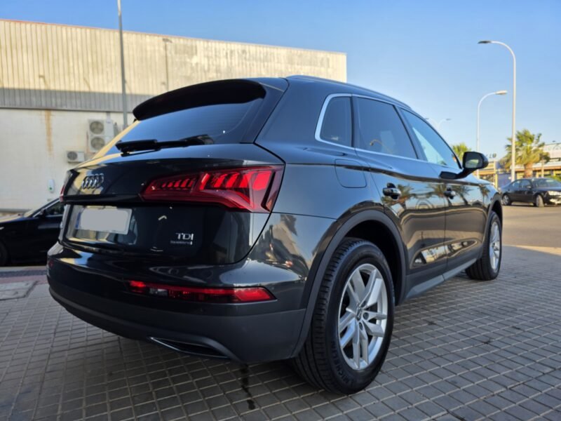 AUDI Q5 2.0 TDI