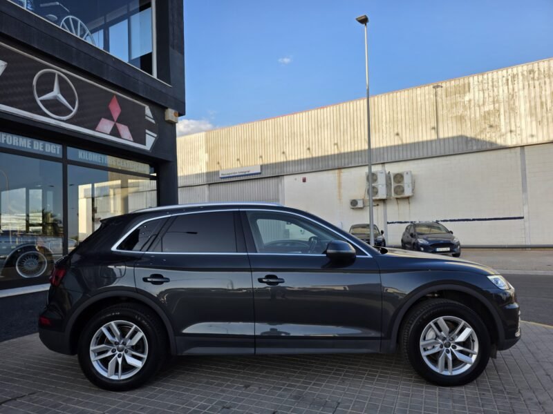 AUDI Q5 2.0 TDI