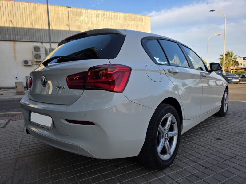 BMW SERIE 1 16D