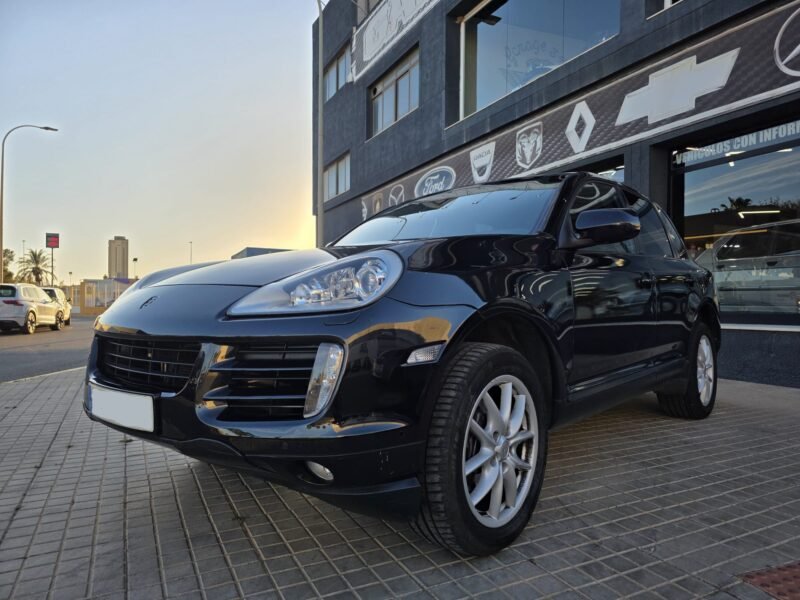 PORSCHE CAYENNE 3.0