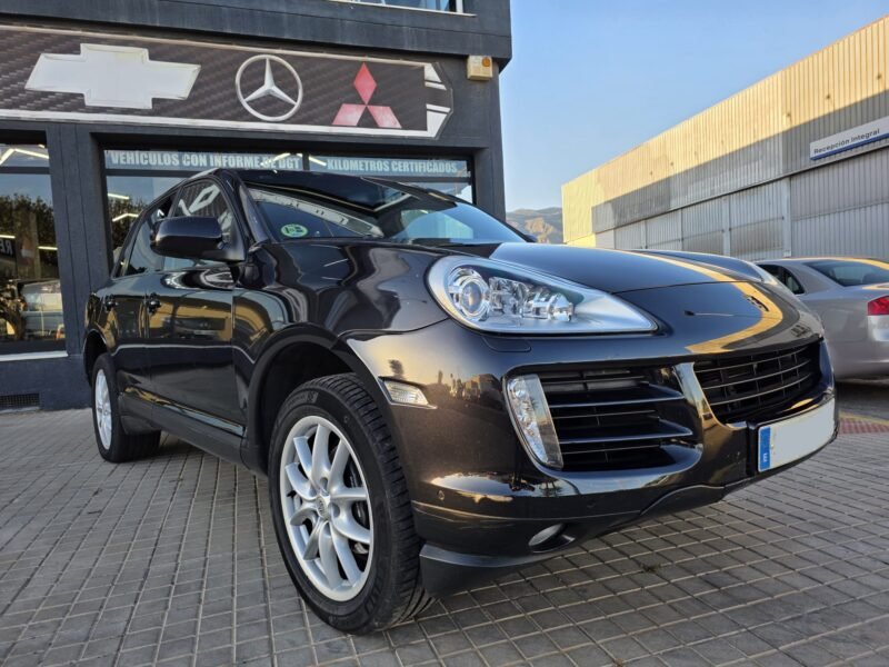 PORSCHE CAYENNE 3.0