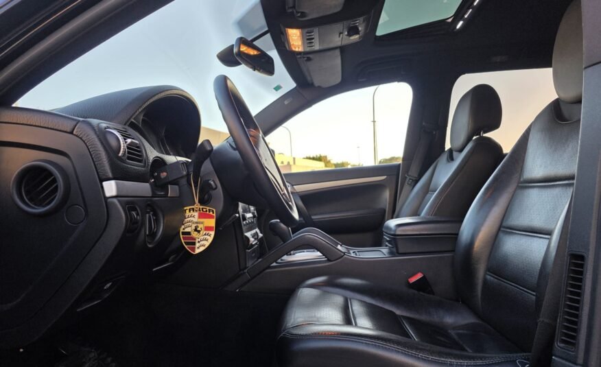 PORSCHE CAYENNE 3.0