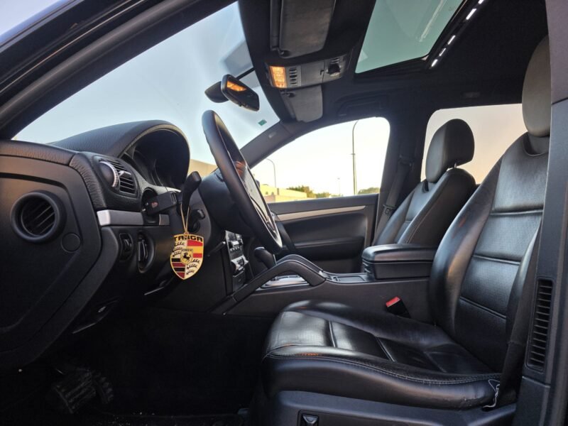 PORSCHE CAYENNE 3.0