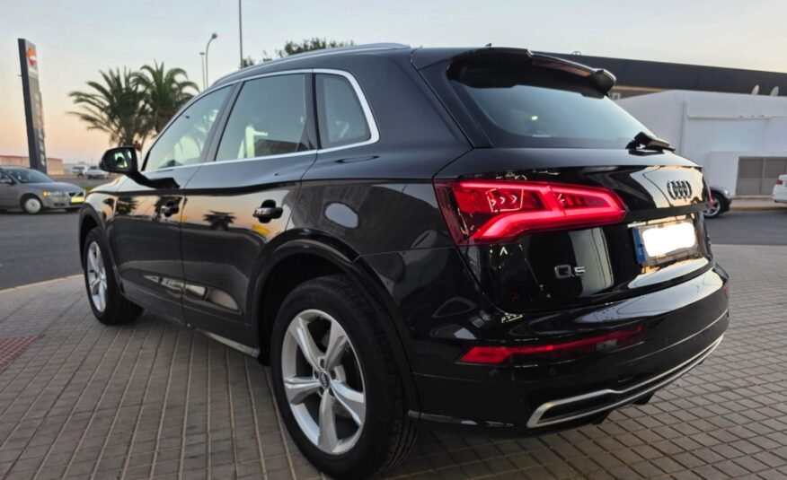 AUDI Q5 2.0 TDI