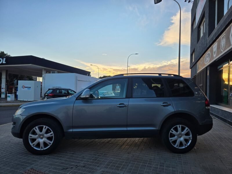 VOLKSWAGEN TOUAREG V6