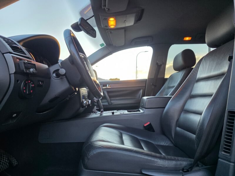 VOLKSWAGEN TOUAREG V6