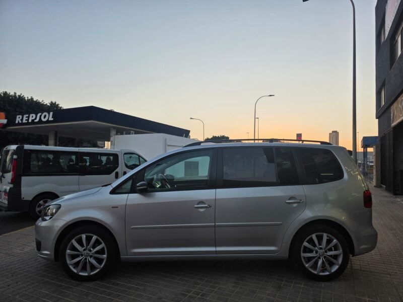 VOLKSWAGEN TOURAN 1.6 TDI