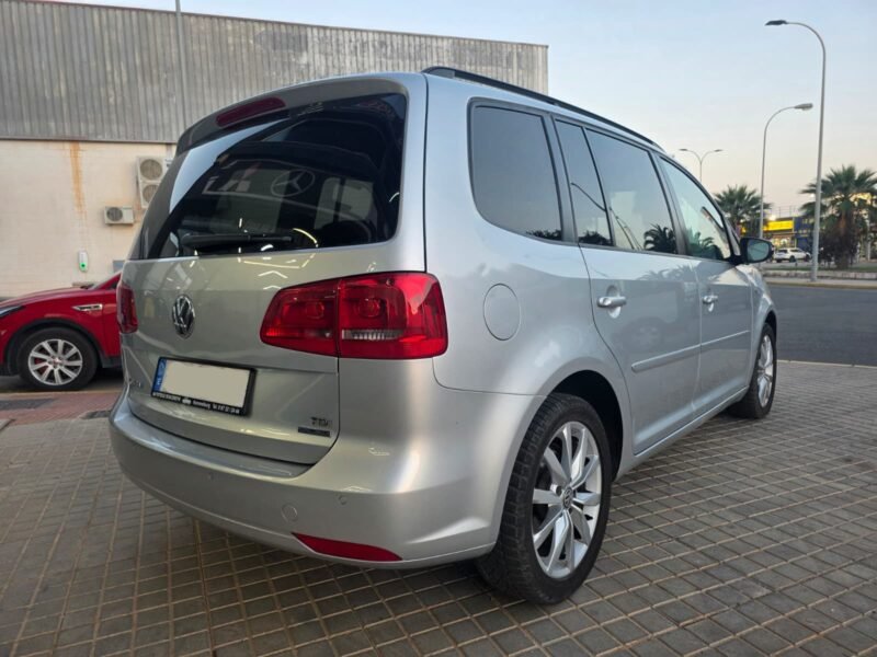 VOLKSWAGEN TOURAN 1.6 TDI