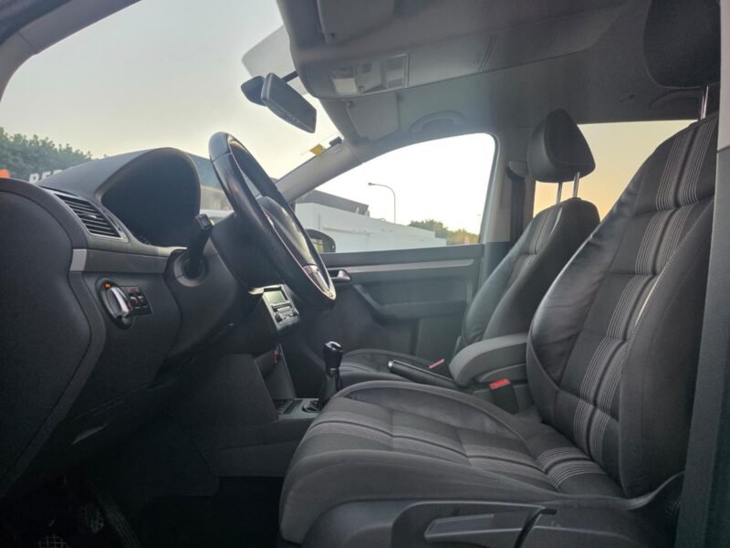 VOLKSWAGEN TOURAN 1.6 TDI