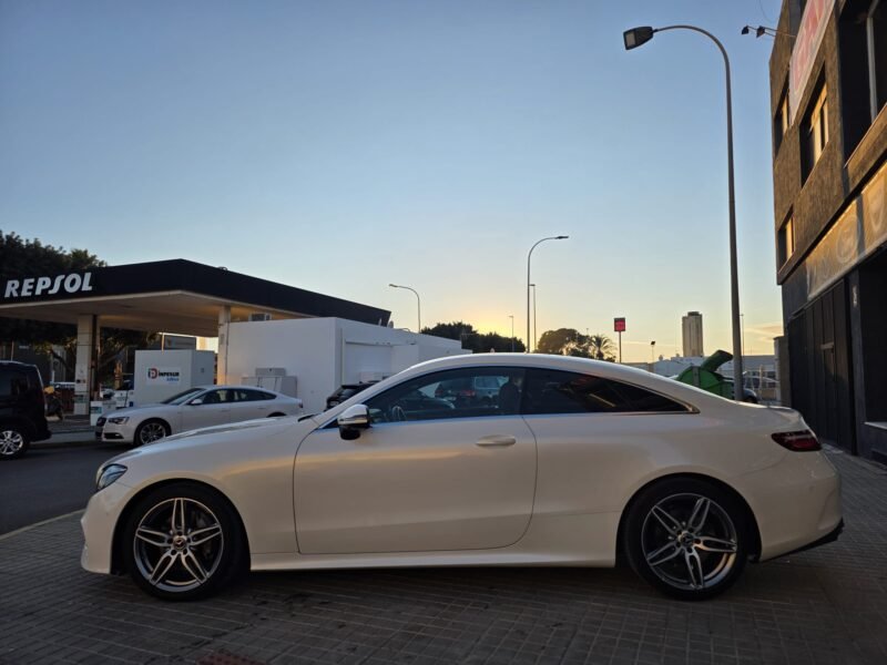 MERCEDES BENZ CLASE E COUPE 220 D