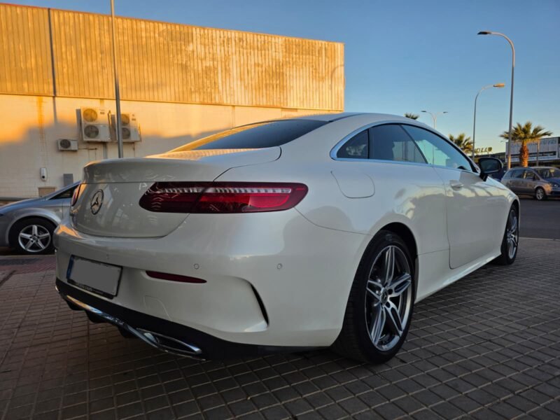 MERCEDES BENZ CLASE E COUPE 220 D