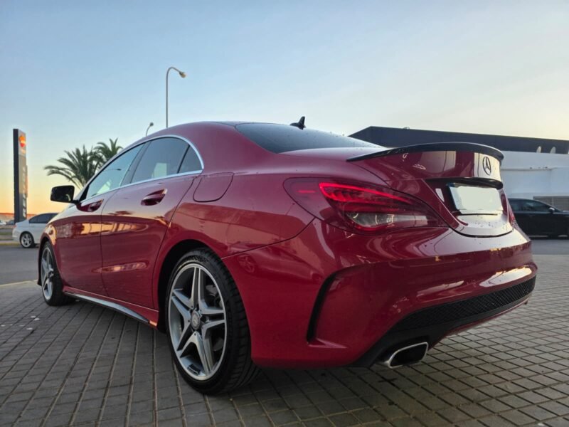 MERCEDES BENZ CLASE CLA 200D