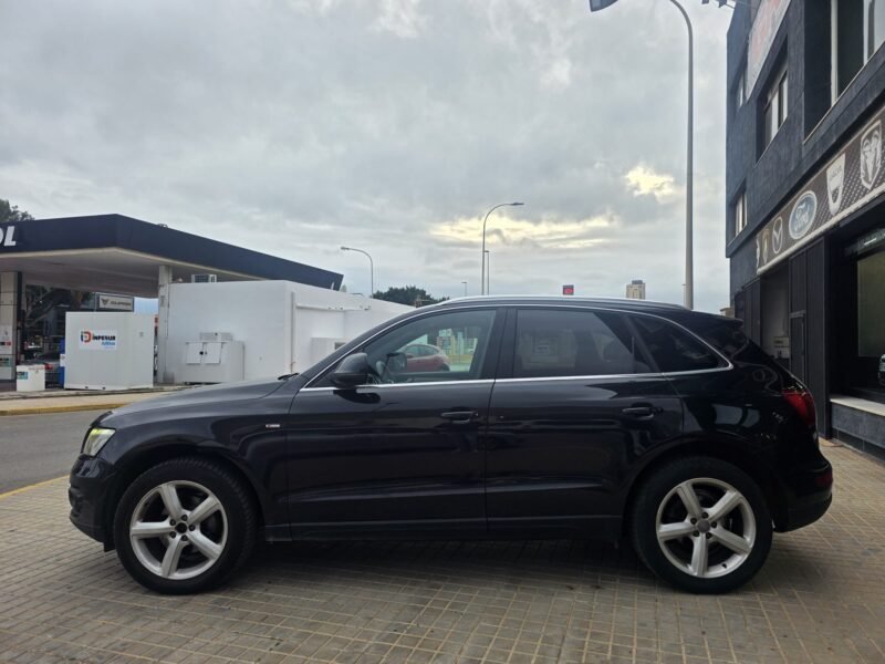 AUDI Q5 2.0 TDI