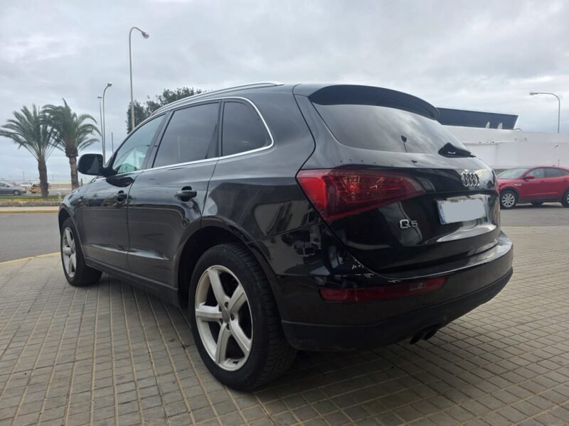 AUDI Q5 2.0 TDI