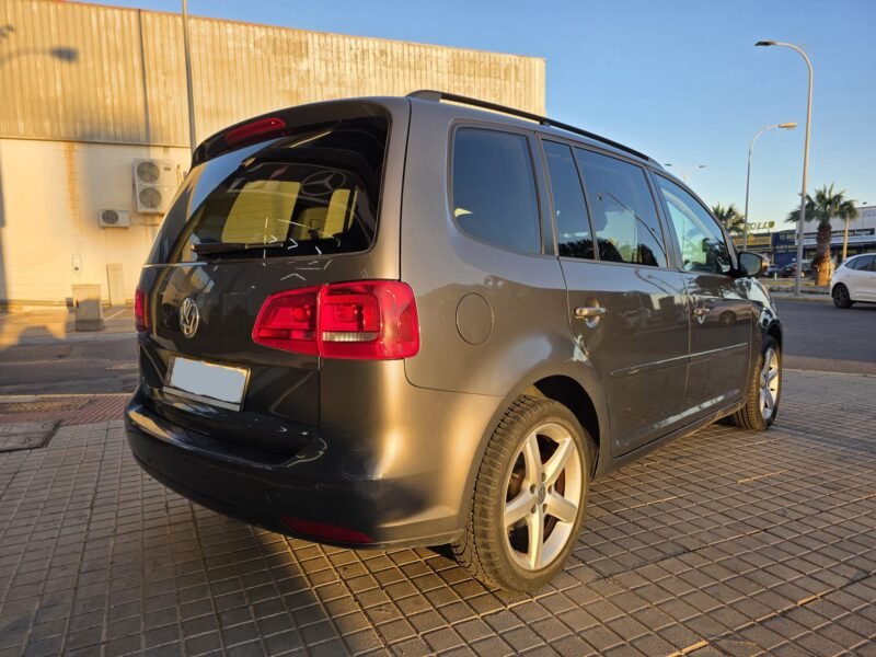 VOLKSWAGEN TOURAN 1.6 TDI