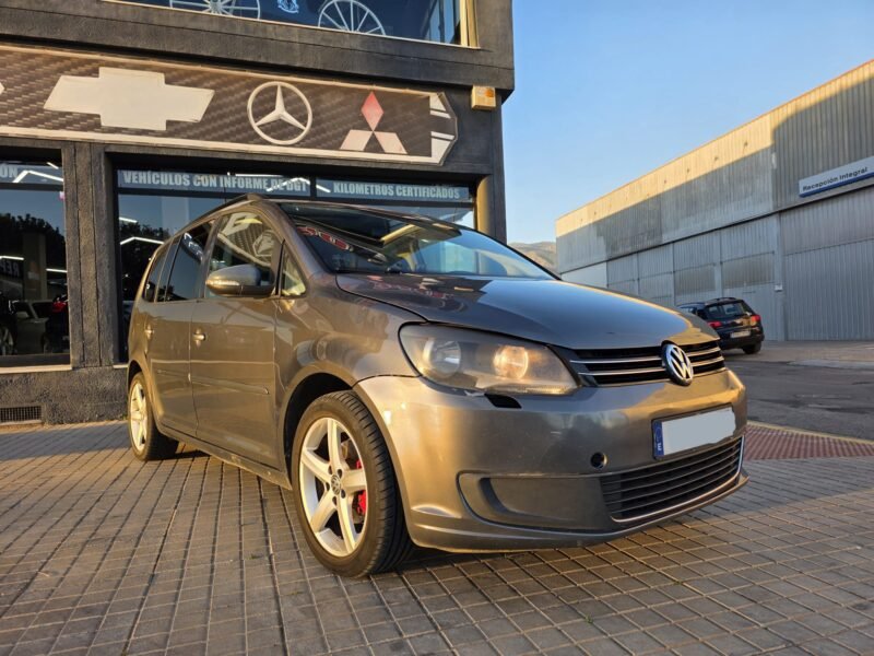 VOLKSWAGEN TOURAN 1.6 TDI