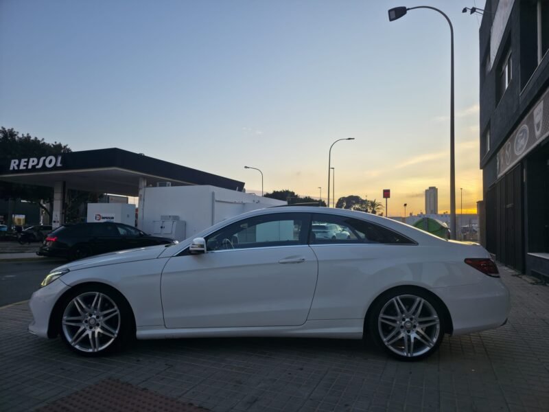 MERCEDES-BENZ CLASE E 220 CDI
