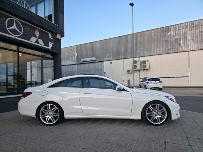 MERCEDES-BENZ CLASE E 220 CDI