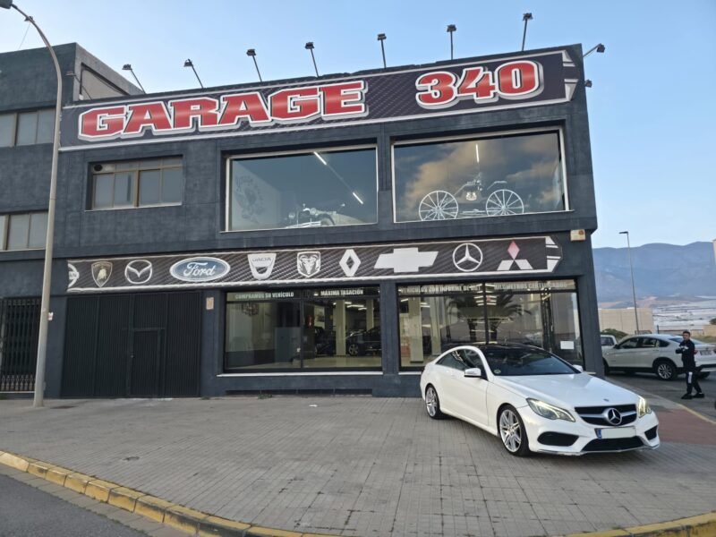 MERCEDES-BENZ CLASE E 220 CDI