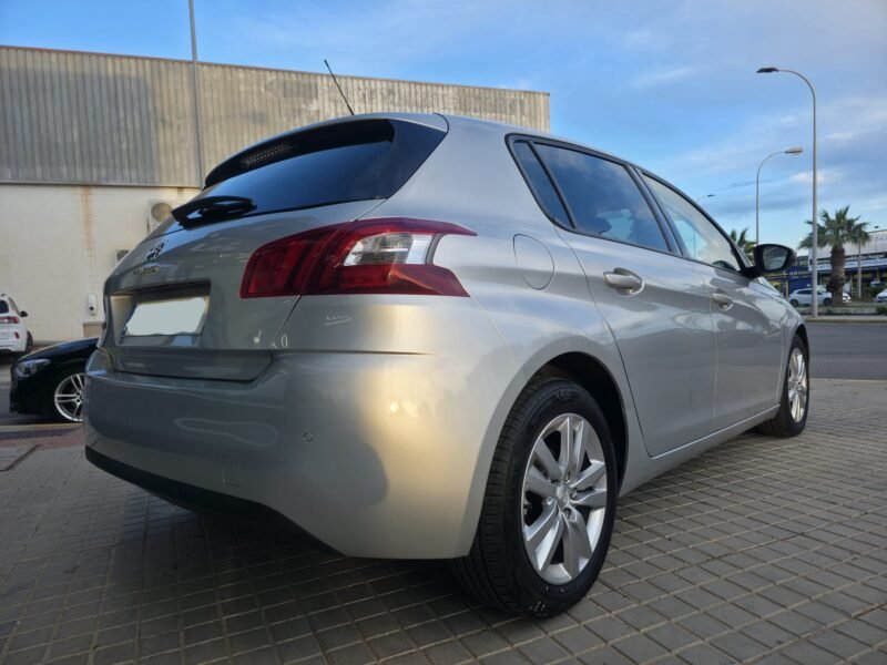 PEUGEOT 308 1.6 HDI