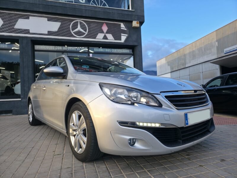 PEUGEOT 308 1.6 HDI
