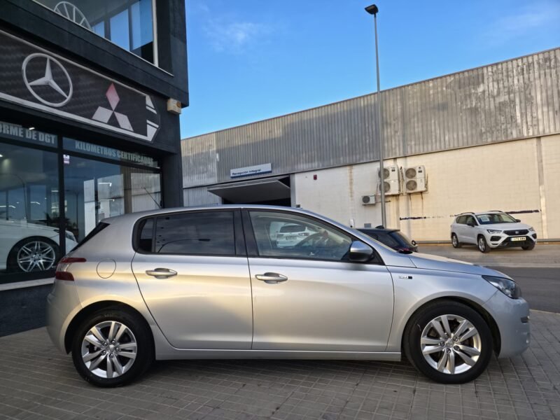 PEUGEOT 308 1.6 HDI