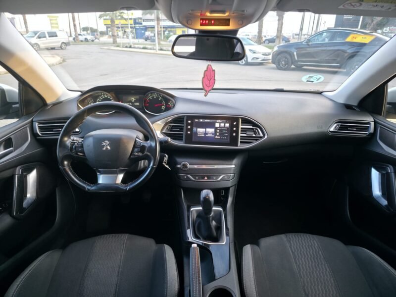 PEUGEOT 308 1.6 HDI