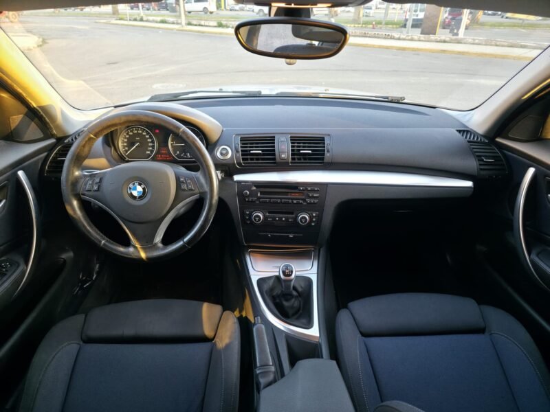 BMW SERIE 1 23D