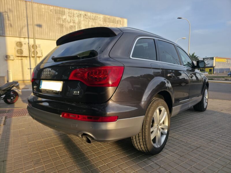 AUDI Q7 3.0 TDI