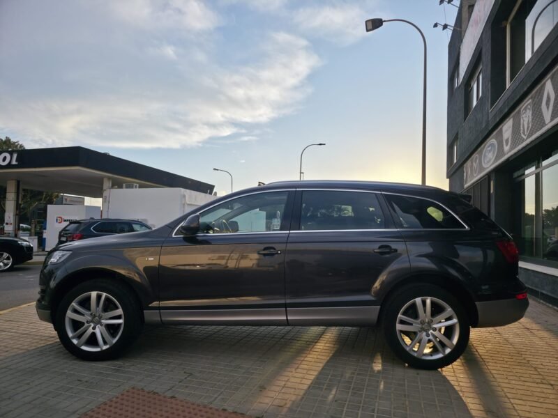AUDI Q7 3.0 TDI