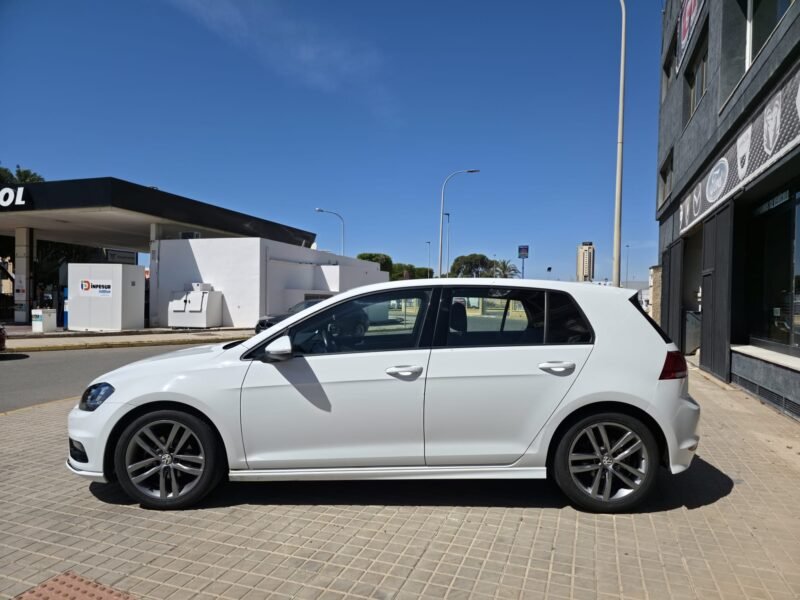 VOLKSWAGEN GOLF 1.6 TDI