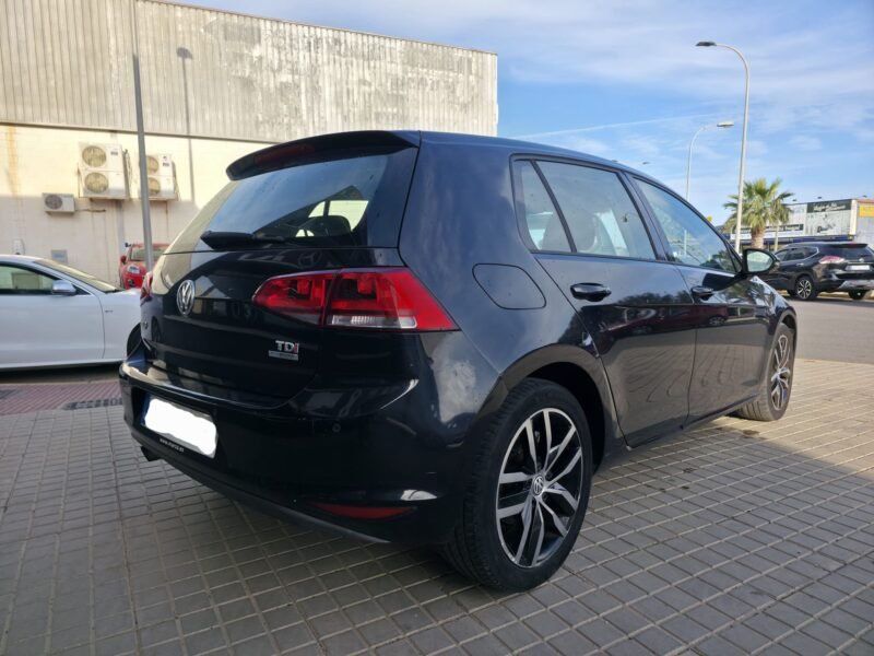 VOLKSWAGEN GOLF 1.6 TDI