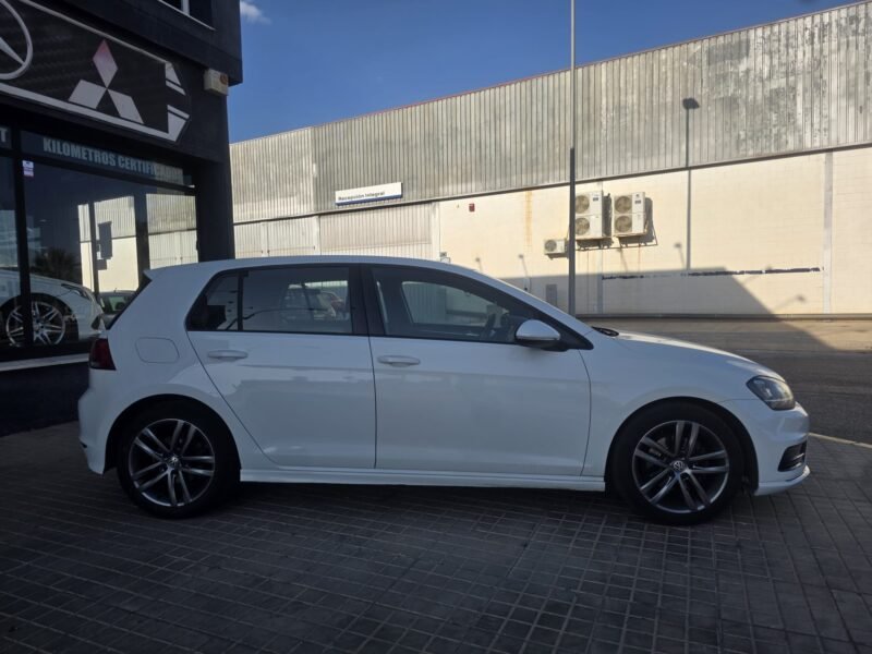VOLKSWAGEN Golf 1.6 TDI