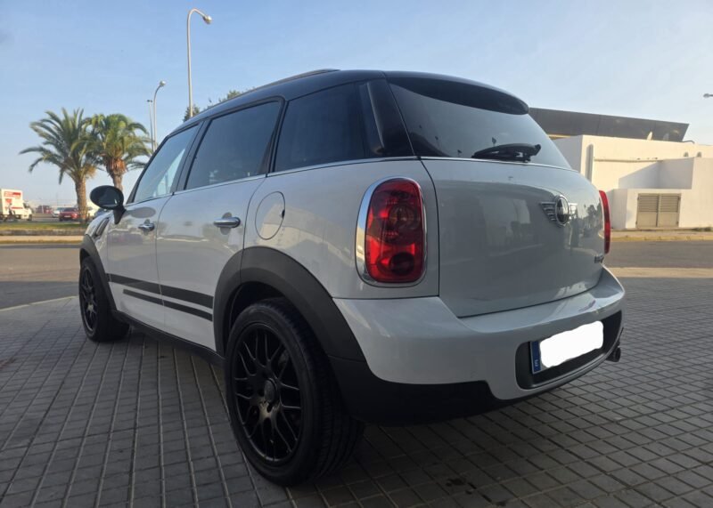 MINI COOPER D COUNTRYMAN