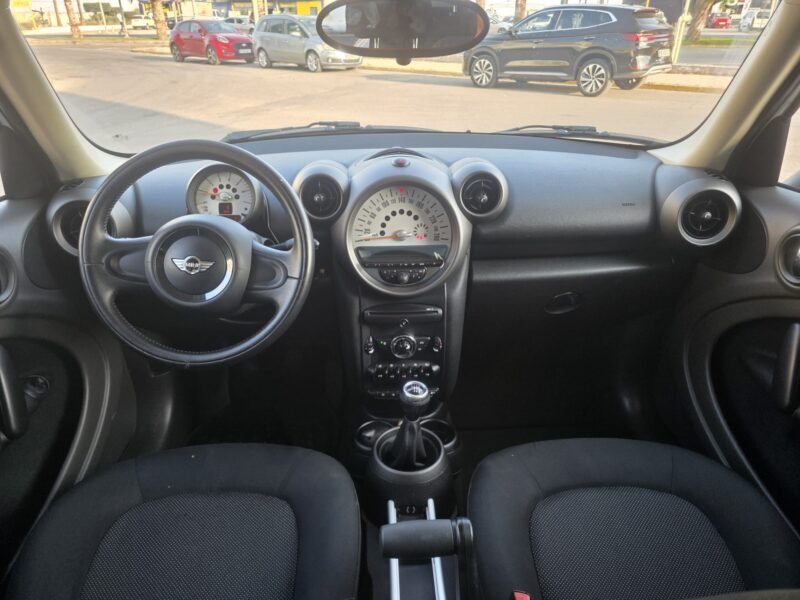 MINI COOPER D COUNTRYMAN